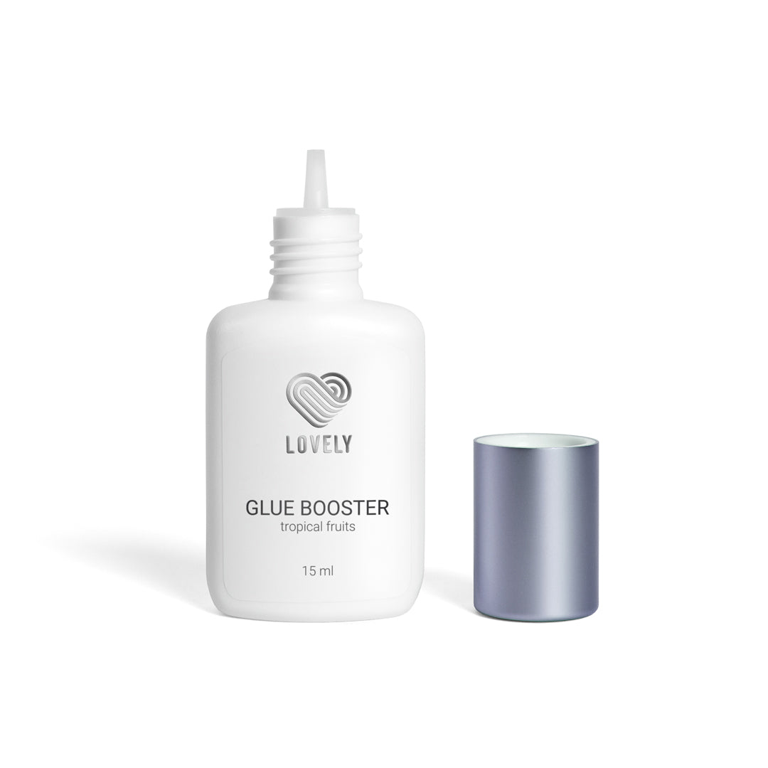 Dettaglio del beccuccio dosatore di precisione del Booster Lovely Tropical Fruits per un'applicazione controllata su microbrush.